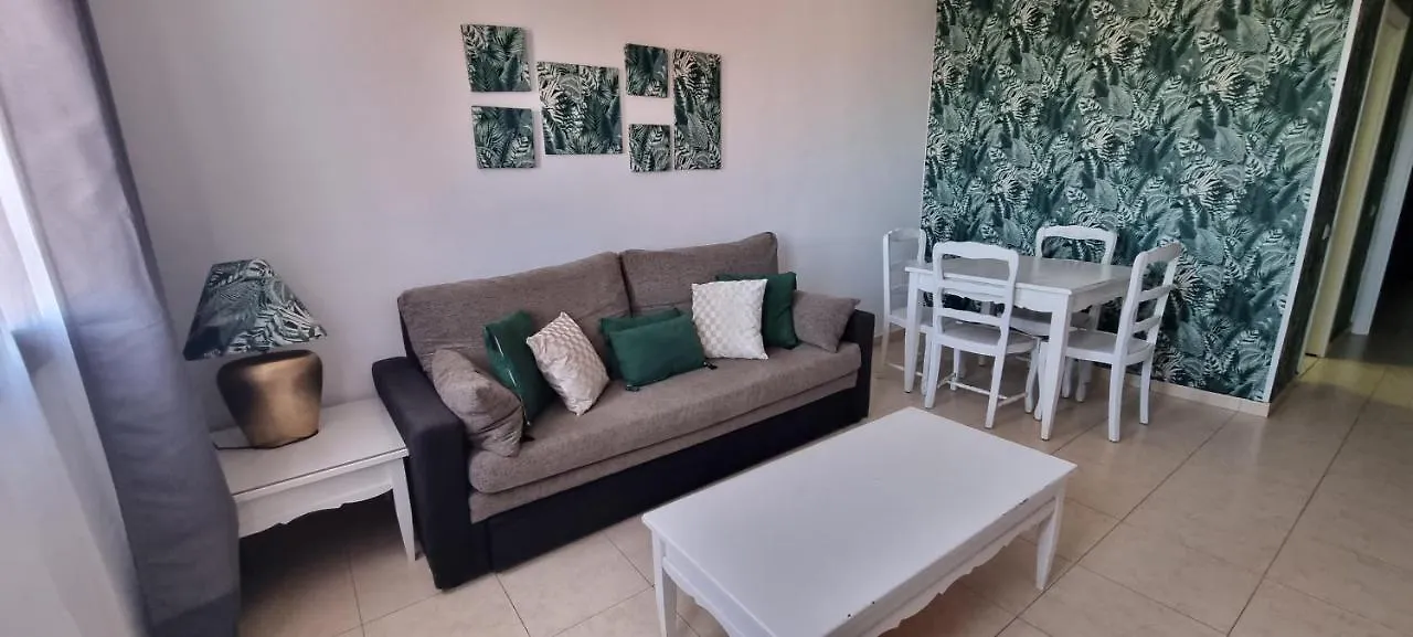 Oasis Royal 3 Piscinas Apartment Corralejo Spain