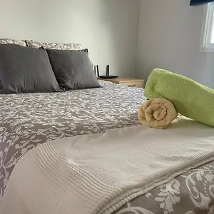 https://royalhomes-apartamento-los-guindos.1costadelsol.com