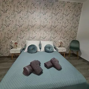 https://apartamentos-colon.hotelsinnerja.org